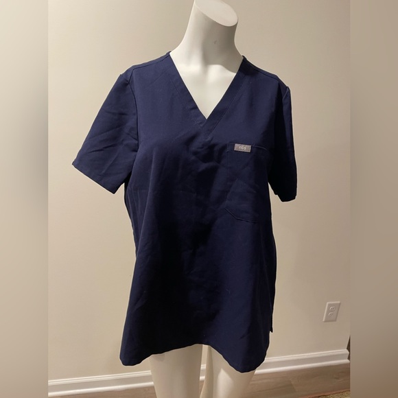 Figs scrup top - Picture 1 of 3